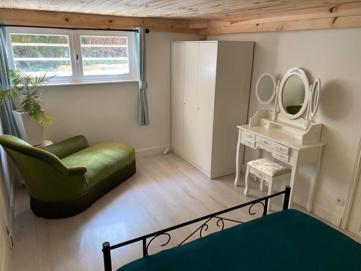 Peaceful 3 Bedroom 8 Person Ground Floor Apartment With Large Private Heated Pool La Digne-d'Amont Eksteriør bilde