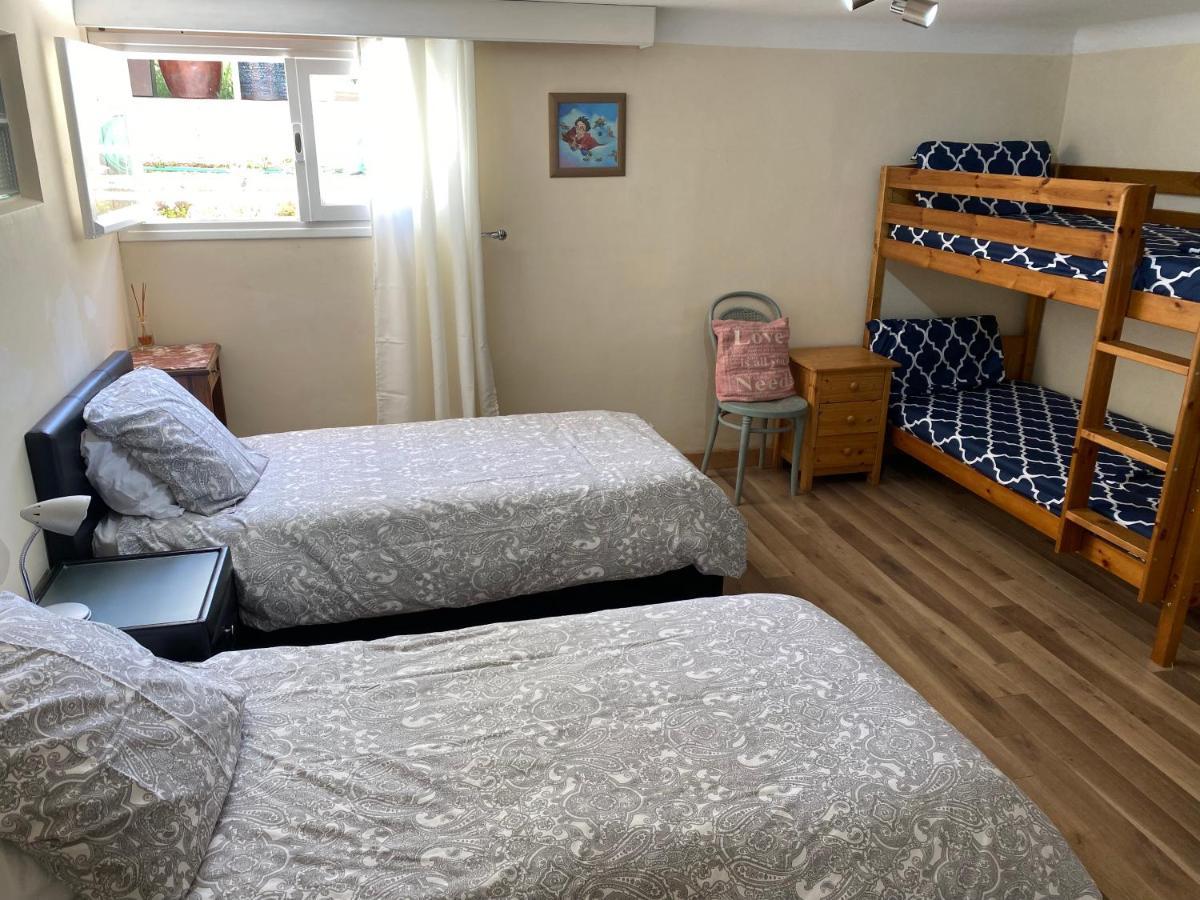 Peaceful 3 Bedroom 8 Person Ground Floor Apartment With Large Private Heated Pool La Digne-d'Amont Eksteriør bilde